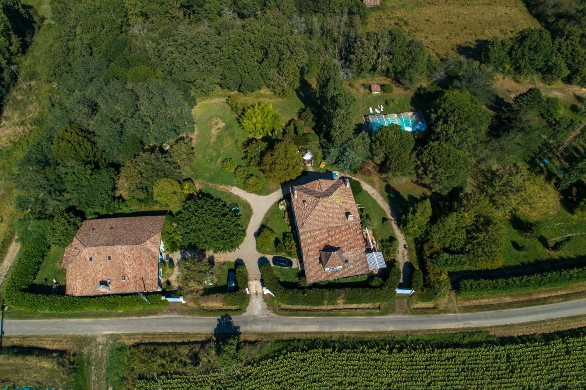 Charmante maison avec piscine Le Mas-dʼAgenais Extérieur photo